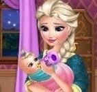 Elsa cuidar da bebê
