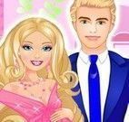 Vestir Barbie grávida e Ken