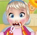 Bebê Elsa no dentista