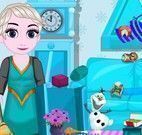 Bebê Elsa limpeza da sala