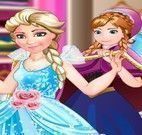 Anna costurar roupas da Elsa