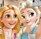 Elsa e Rapunzel selfie