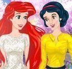 Branca de neve e Ariel vestir
