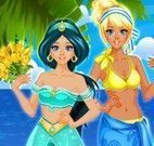 Princesa Jasmine e amiga na praia