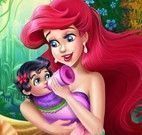 Ariel cuidar da bebê