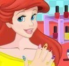 Pintar unhas da Ariel