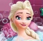 Elsa na banheira