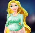 Rapunzel e Bela grávidas no shopping