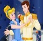 Vestir Cinderela e o príncipe