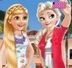 Rapunzel e Elsa selfie