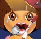 Cuidar dos dentes da Dora