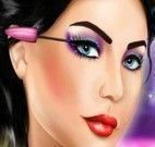 Maquiar famosa Haifa Wehbe