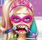 Super Barbie no dentista