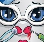Monster High bebê tratar nariz
