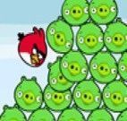 Angry Birds derrubando porquinhos