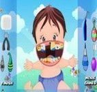 Bebê cuidar dos dentes