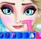 Elsa piercing no nariz
