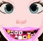 Anna Frozen no dentista