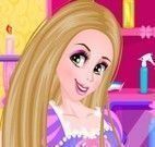 Princesa Rapunzel cuidar dos cabelos