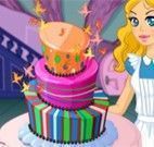 Comer bolo de aniversário