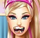 Super Barbie no dentista