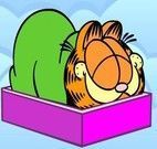 Garfield dormindo