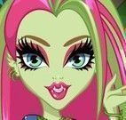 Venus Monster High no cabeleireiro